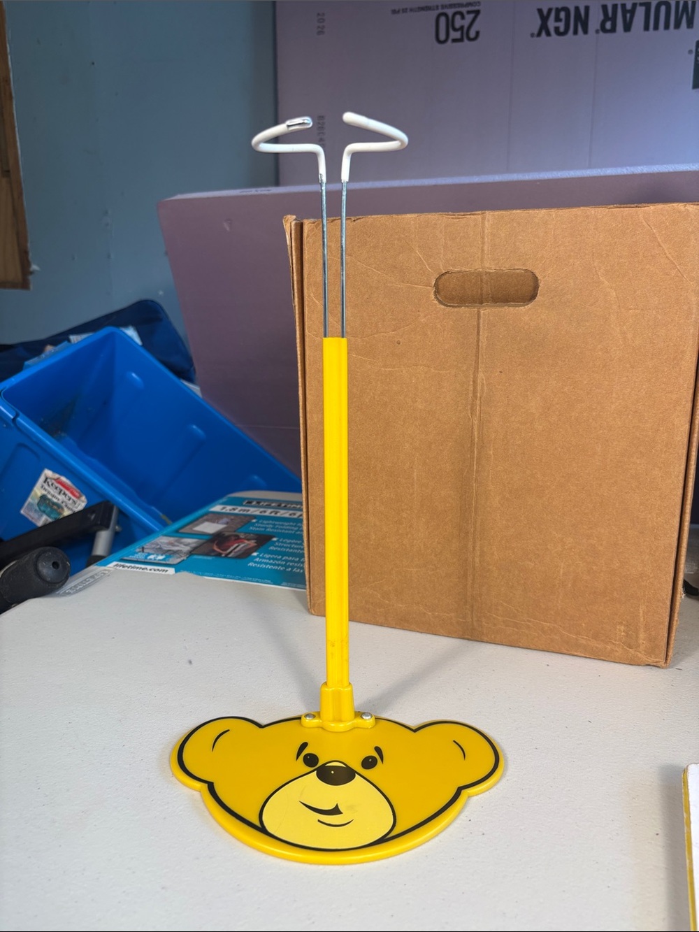 Vintage Build A Bear WorkShop Yellow Bear Face Display Stand Adjustable - Picture 8 of 12